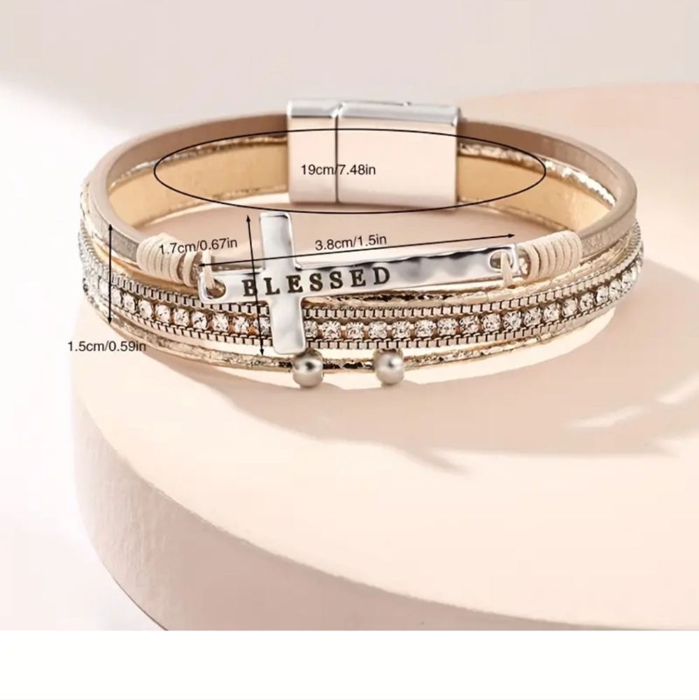 Boho style pu leather multi layer bangle bracelet nwt